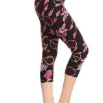 Yoga Style Banded Lined Dreamcatchers Printed Knit Capri Legging With High Waist