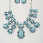 Rodeo Western Oval Turquoise Bead Necklace