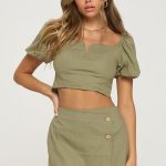V-Bar Puff Sleeve Top & Skorts Set